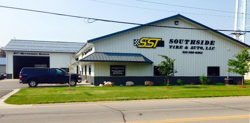 Southside Tire & Auto shop at 118 SE 10th St, Grand Rapids